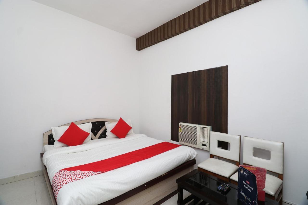 Oyo 24572 Express Inn Lucknow Exterior photo