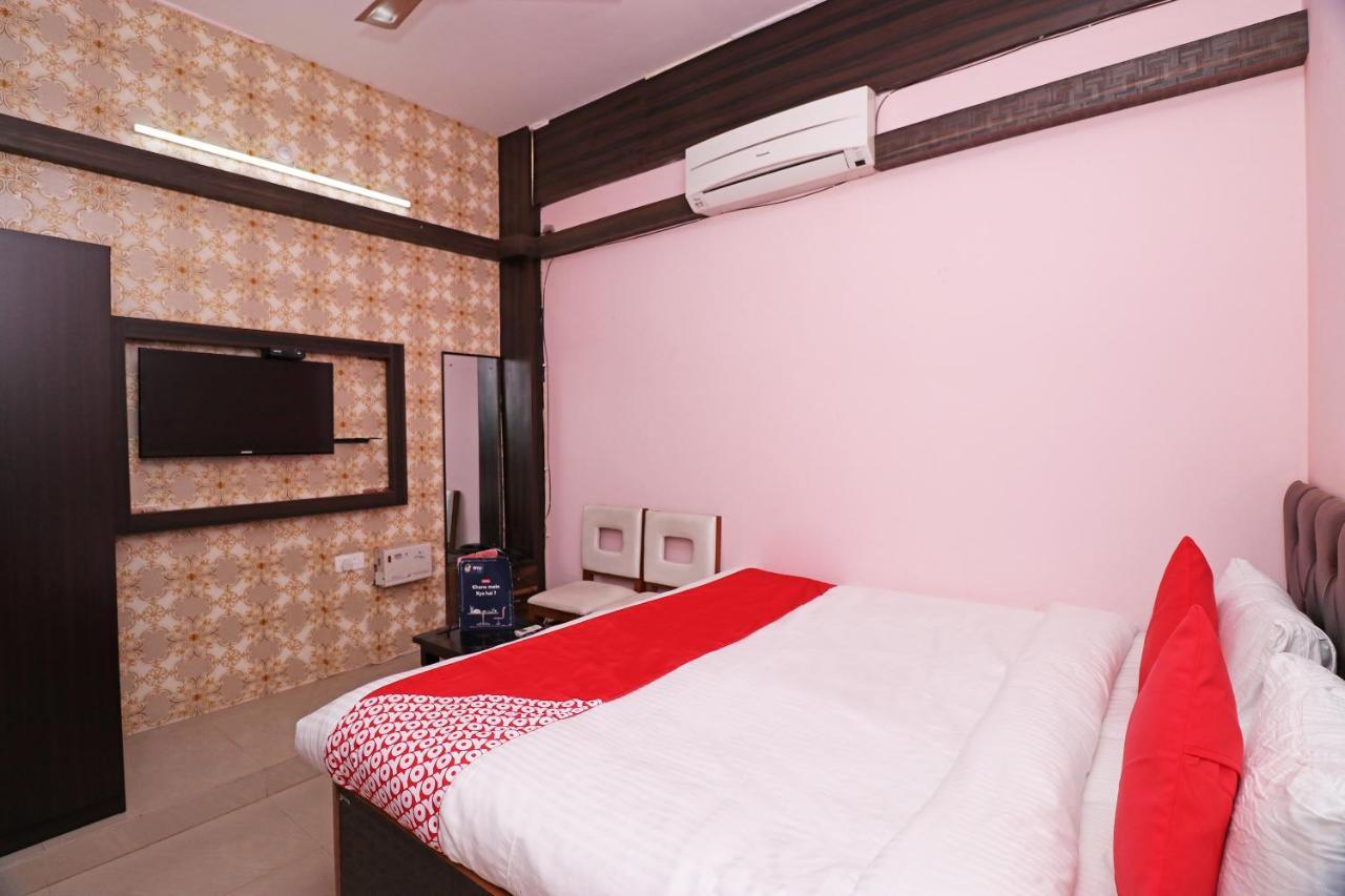 Oyo 24572 Express Inn Lucknow Exterior photo